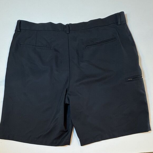 PGA Tour Mens Black Golf Shorts Size 38 Flat Front - Picture 2 of 9